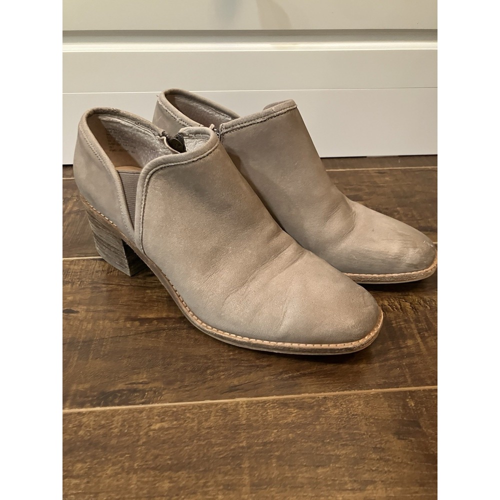 Caslon Women's Taupe Gray Leather Ankle Booties Size 7.5M Block Heel Zip Shoes